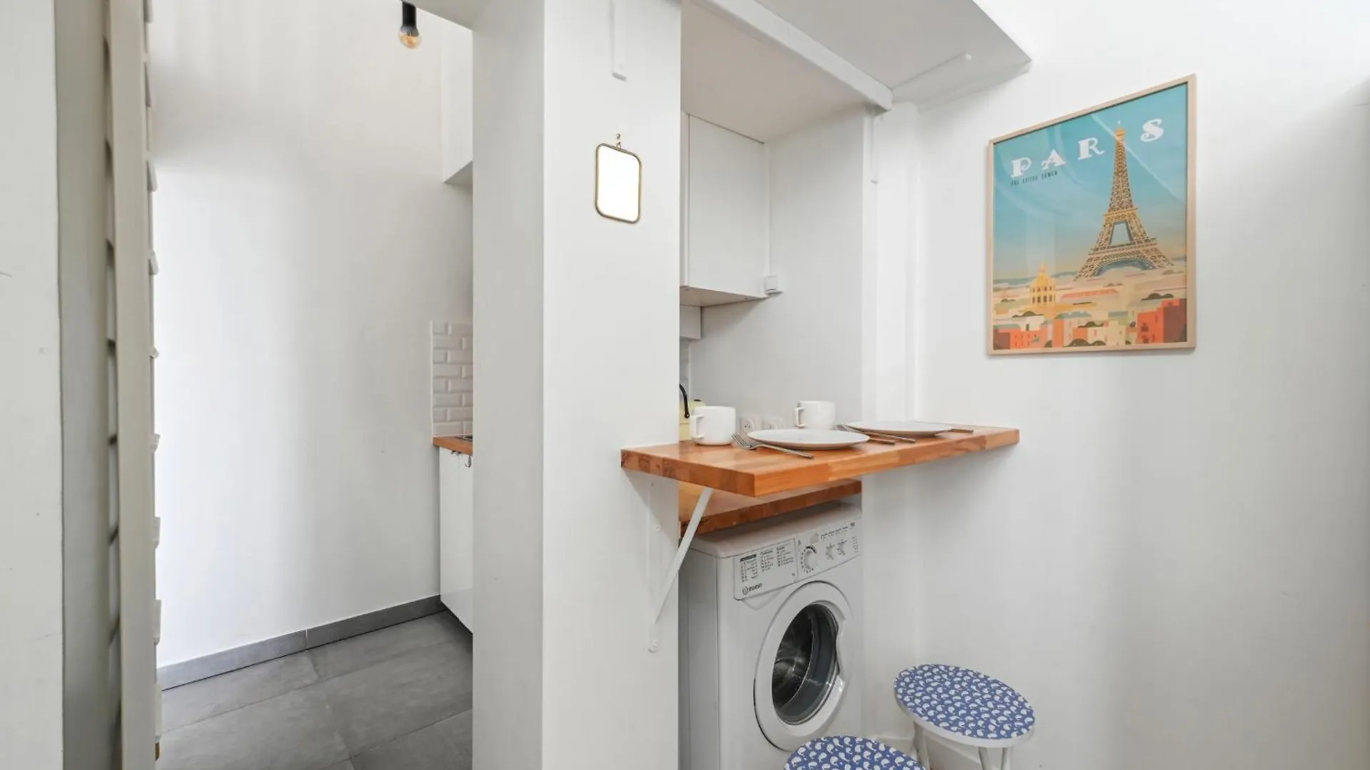 Denisa - Welkeys Apartment